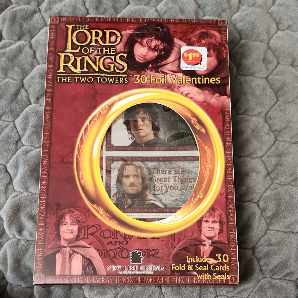 The Lord of the Rings: The Two Towers Foil Valentines - Red
